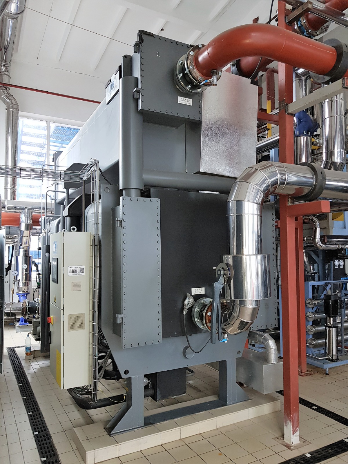 IEC Energy ввели в эксплуатацию инновационный проект – абсорбционная холодильная машина (АБХМ)